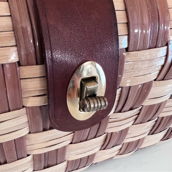 PURSE | Brown, tan & gold checkered basket woven medium box spring hand purse - Picture 16 of 16